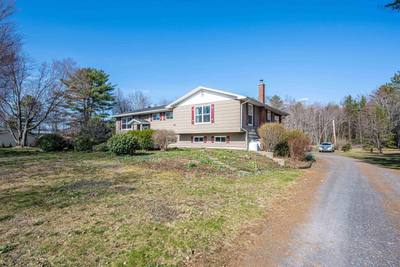 90 Parrish Road — photo 2