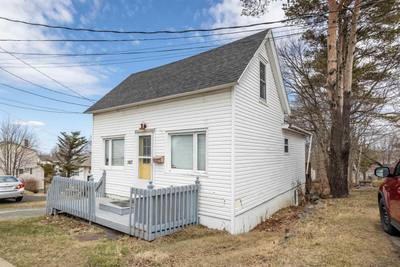 1017 George Street — photo 2