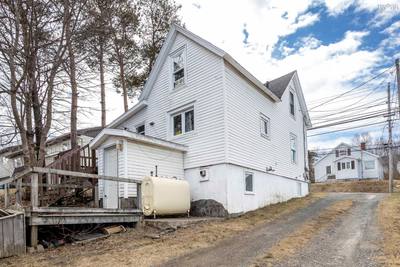 1017 George Street — photo 4