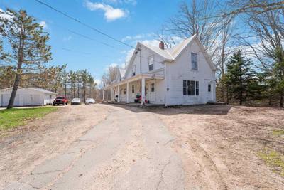 600 Main Street — photo 2