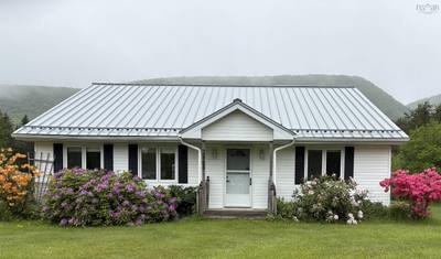 2865 West Big Intervale Road — photo 2