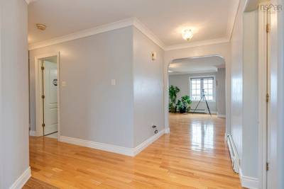 228 Ostrea Lake Road — photo 4