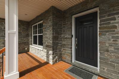 139 Hollyhock Way — photo 2
