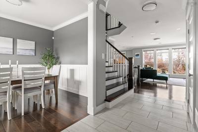 139 Hollyhock Way — photo 4