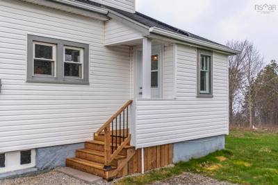 3605 Highway 1 — photo 5
