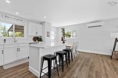 23 Retson Drive — photo 8