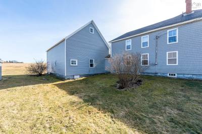 920 Highway 1 — photo 7