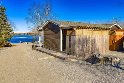 247 Scotia Drive — photo 8