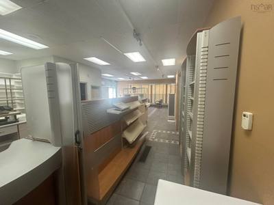 526 East River Road #B — photo 6