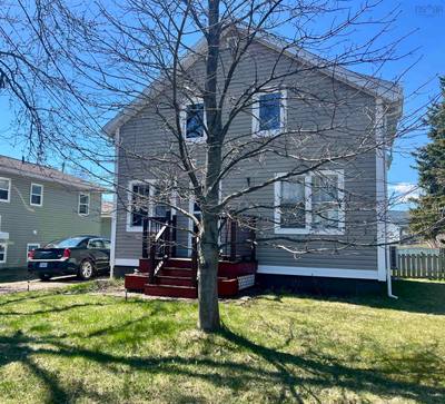 166 North Foord Street — photo 3