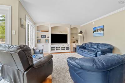 80 Tudor Lane — photo 5