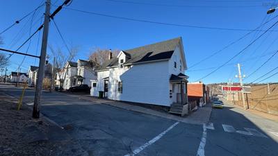 203 Maclean Street — photo 3