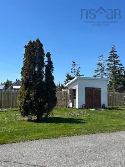 1208 Stoney Island Road — photo 5