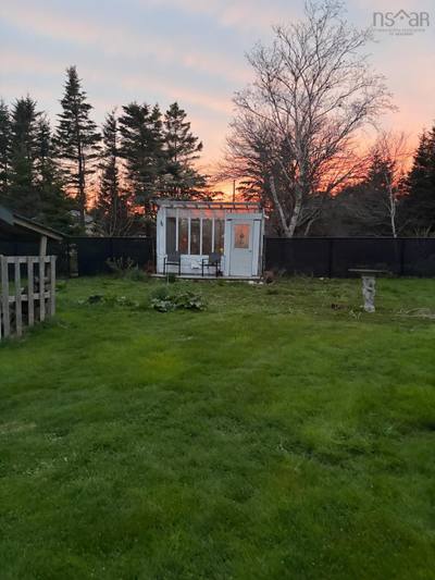 1208 Stoney Island Road — photo 8