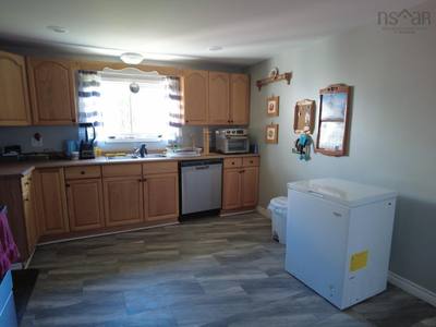 81 Queen Street — photo 3
