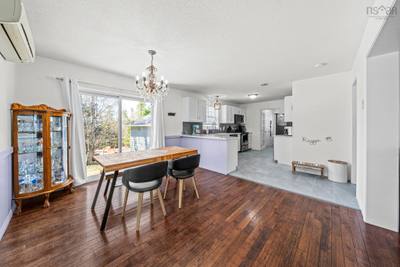 3340 Sackville Drive — photo 6