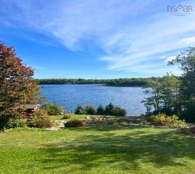 110 Oakridge Road — photo 2