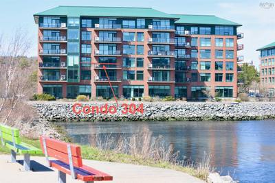 220 Waterfront Drive #304 — photo 4
