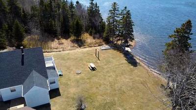 2280 Loch Lomond Road — photo 2