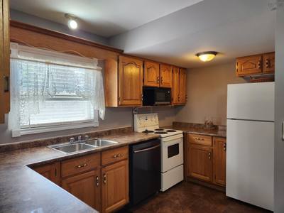 2280 Loch Lomond Road — photo 5