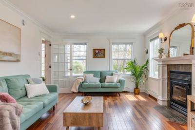 48 Gleneagles Drive — photo 5