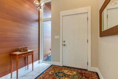 13 Helen Creighton Court — photo 3
