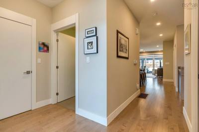13 Helen Creighton Court — photo 5