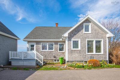 923 Highway 1 — photo 8