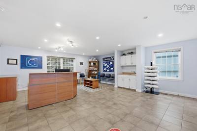 46 Mcquade Lake Crescent — photo 3