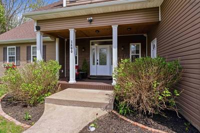 1460 Bridge Street — photo 3