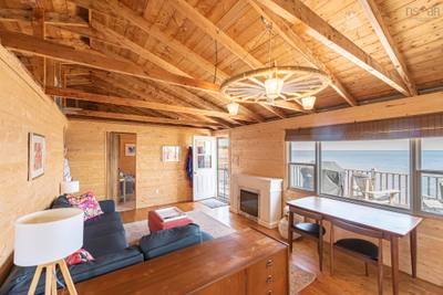 71 Red Cliff Drive — photo 3
