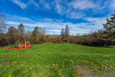 301 Highway 201 — photo 8