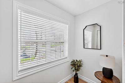 6520 Roslyn Road — photo 4