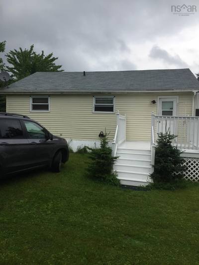 130 Woods Road — photo 3