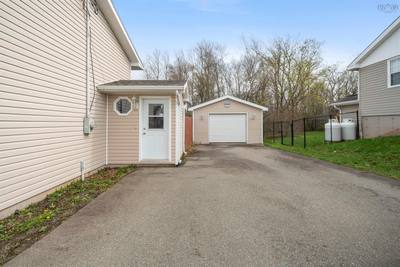 98 Sierra Drive — photo 4