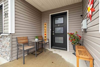 71 Acorn Drive — photo 4