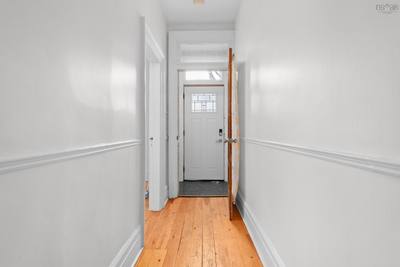 34 Tulip Street — photo 3