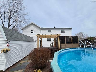 80 Parkwood Drive — photo 3