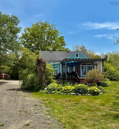 8367 Highway 101 — photo 2