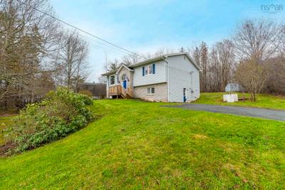 15 Bainbridge Court — photo 2