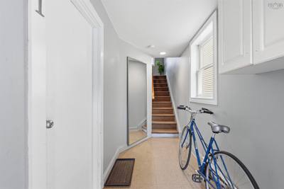 2126 Creighton Street — photo 3