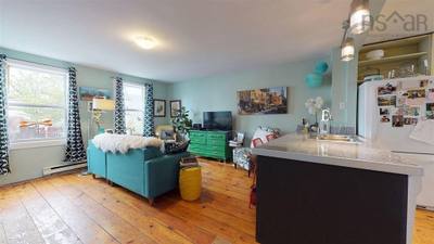 2126 Creighton Street — photo 4