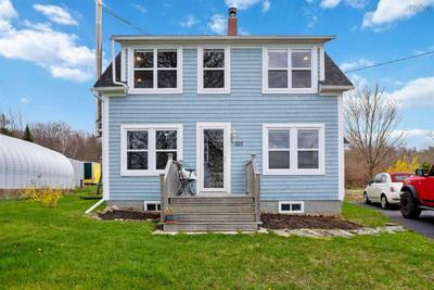 521 Granville Road — photo 4
