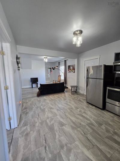66 Oak Street — photo 4