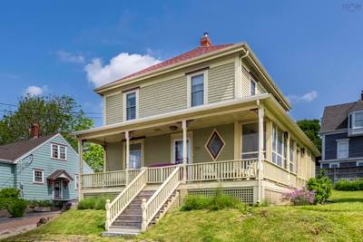 271 Montague Street — photo 2