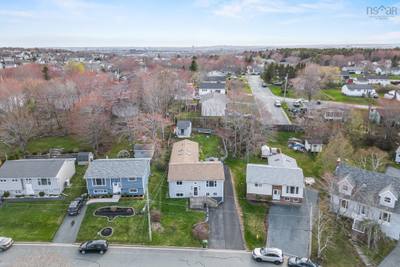 12 Wamphray Crescent — photo 3
