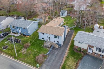 12 Wamphray Crescent — photo 4