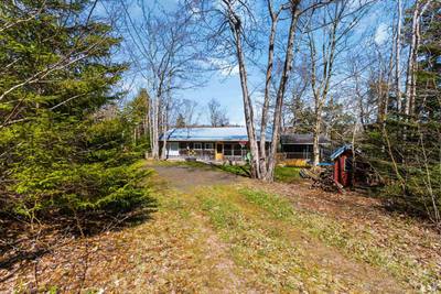 566 Lakeland Drive — photo 4