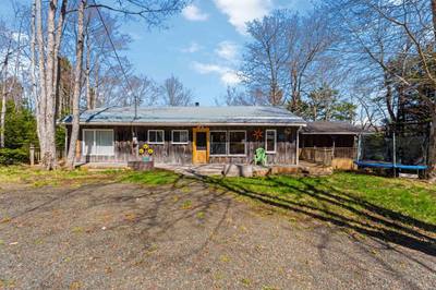 566 Lakeland Drive — photo 7
