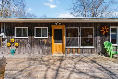 566 Lakeland Drive — photo 8